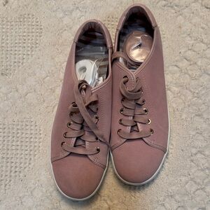 Vionic Women's Mauve Sneakers